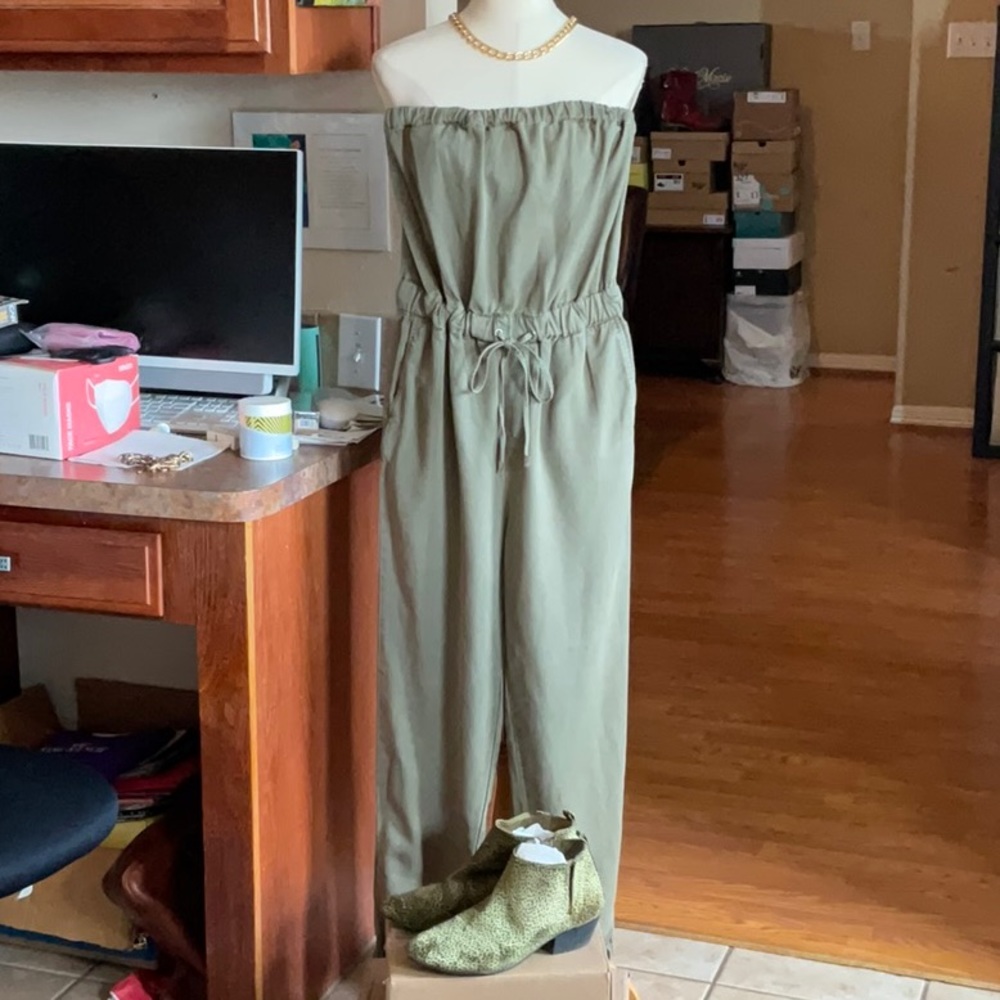 Guess Army Olive SL Jade Jumpsuit Size S, NWT